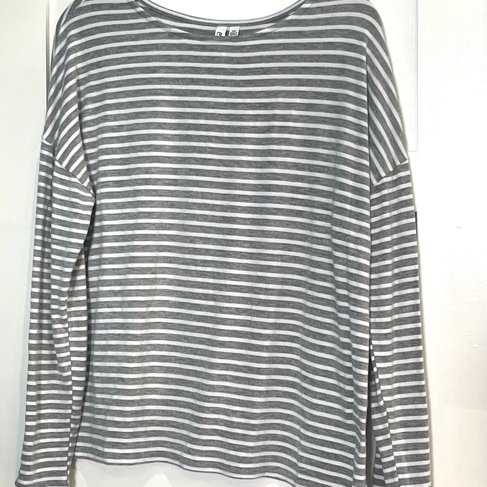 Gray & White Striped Long Sleeve Top